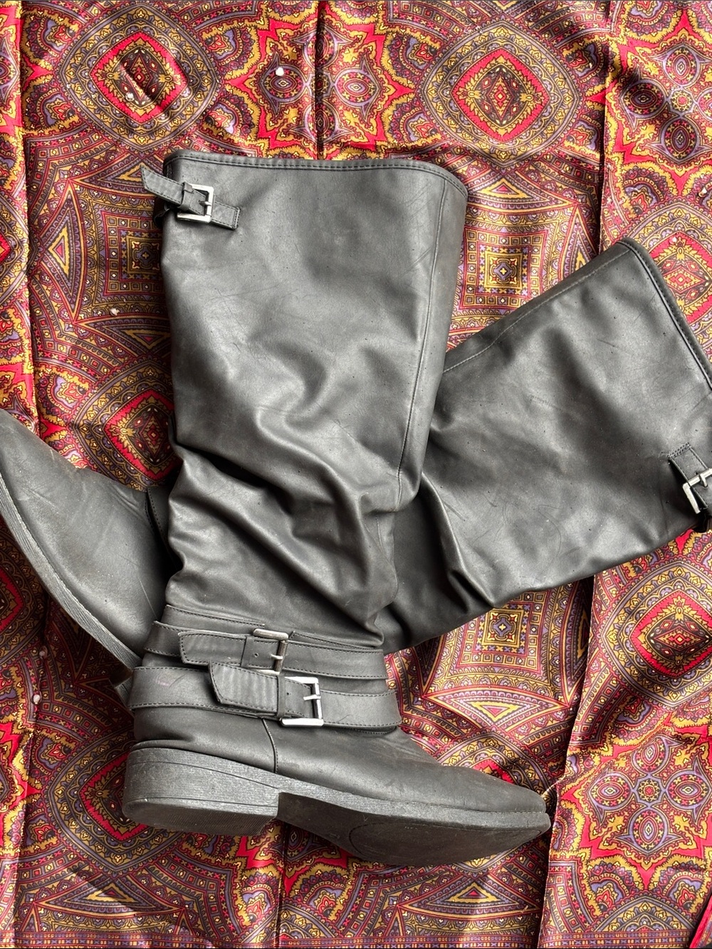 Black Women's Mid-Calf Buckle Boots